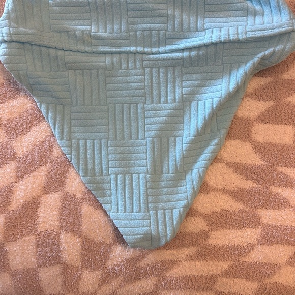 Beach Riot Blair Top/Highway Bikini Bottom Set - Picture 11 of 11